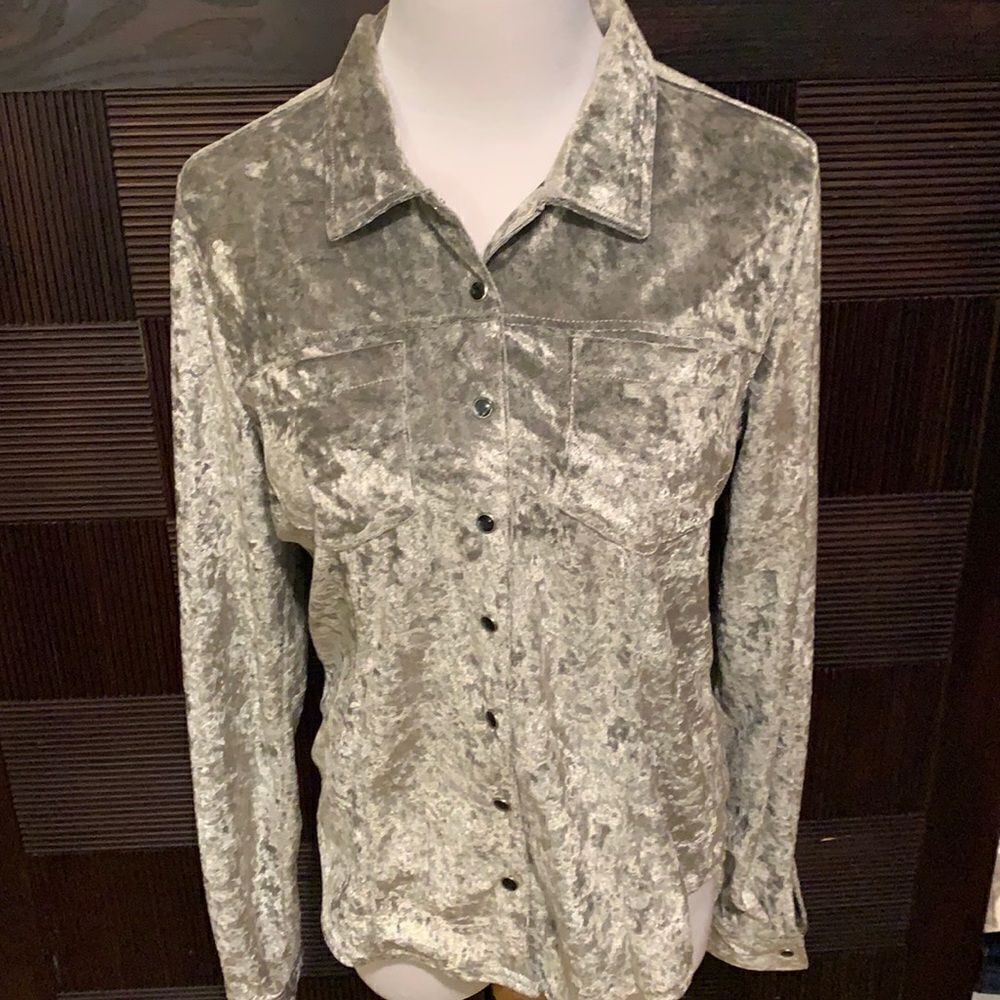 Vintage Aeropostale velvet button down top